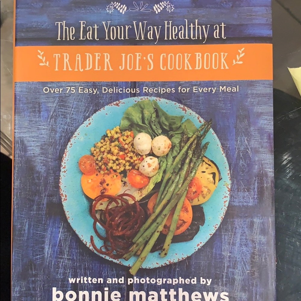 Trader Joe’s Cookbook NEW